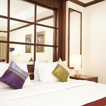 Grand Business Inn Bangkok Exterior photo