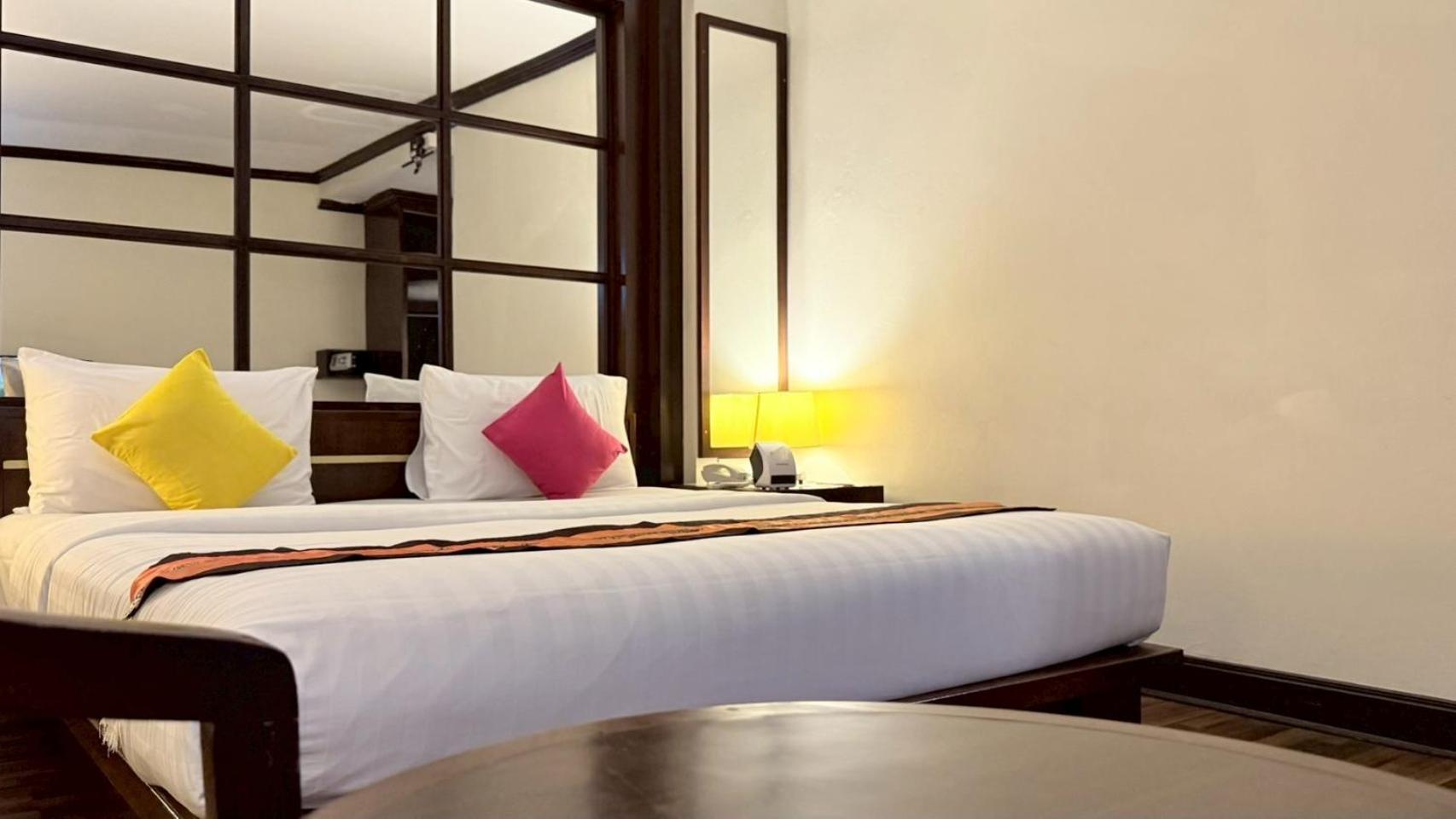 Grand Business Inn Bangkok Exterior photo