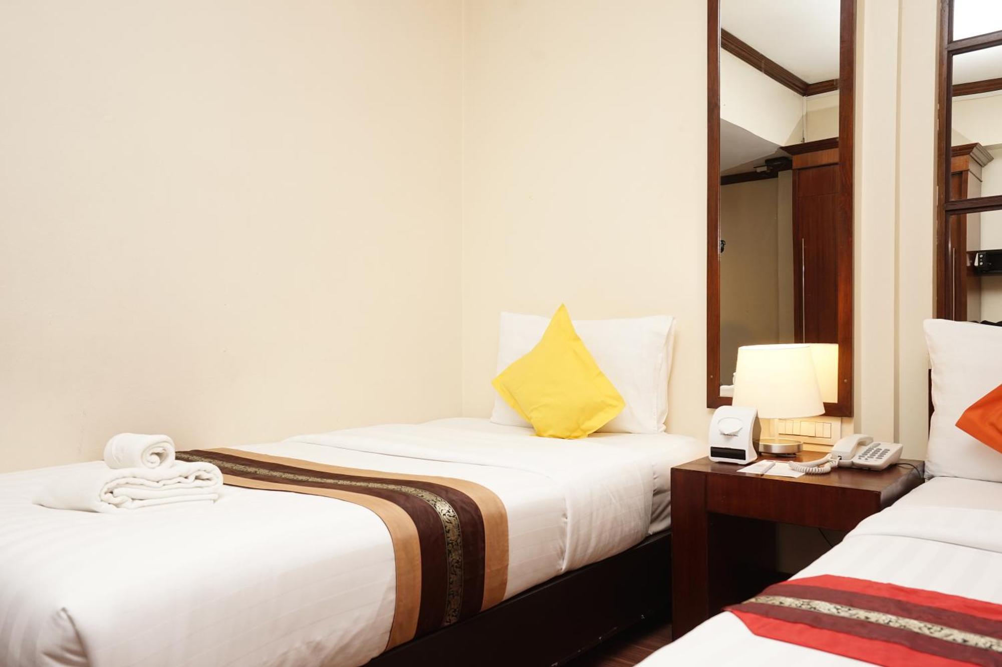 Grand Business Inn Bangkok Exterior photo