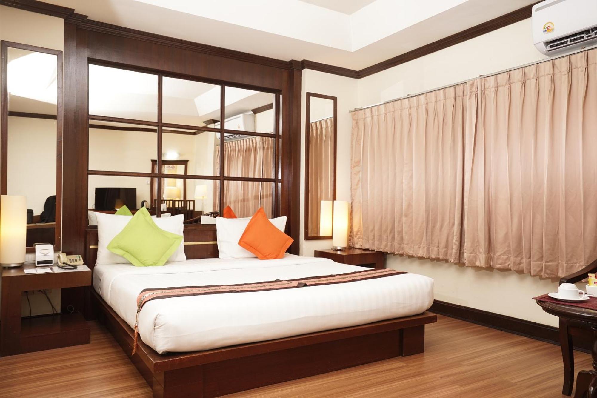 Grand Business Inn Bangkok Exterior photo