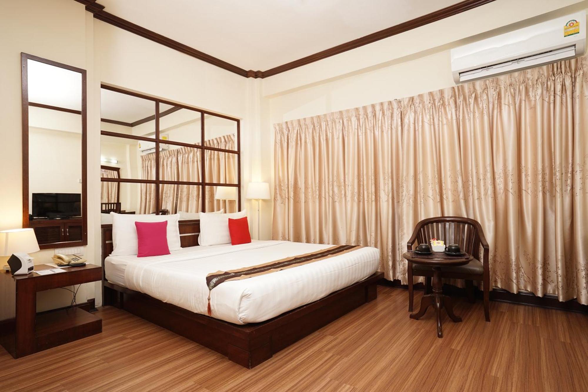 Grand Business Inn Bangkok Exterior photo